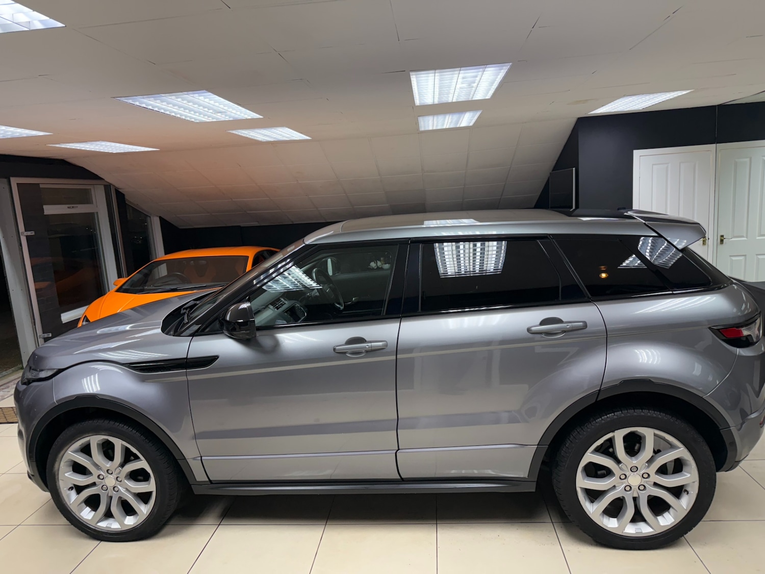 Used Land Rover Range Rover Evoque 2014 for sale - 76749846: Photo 4