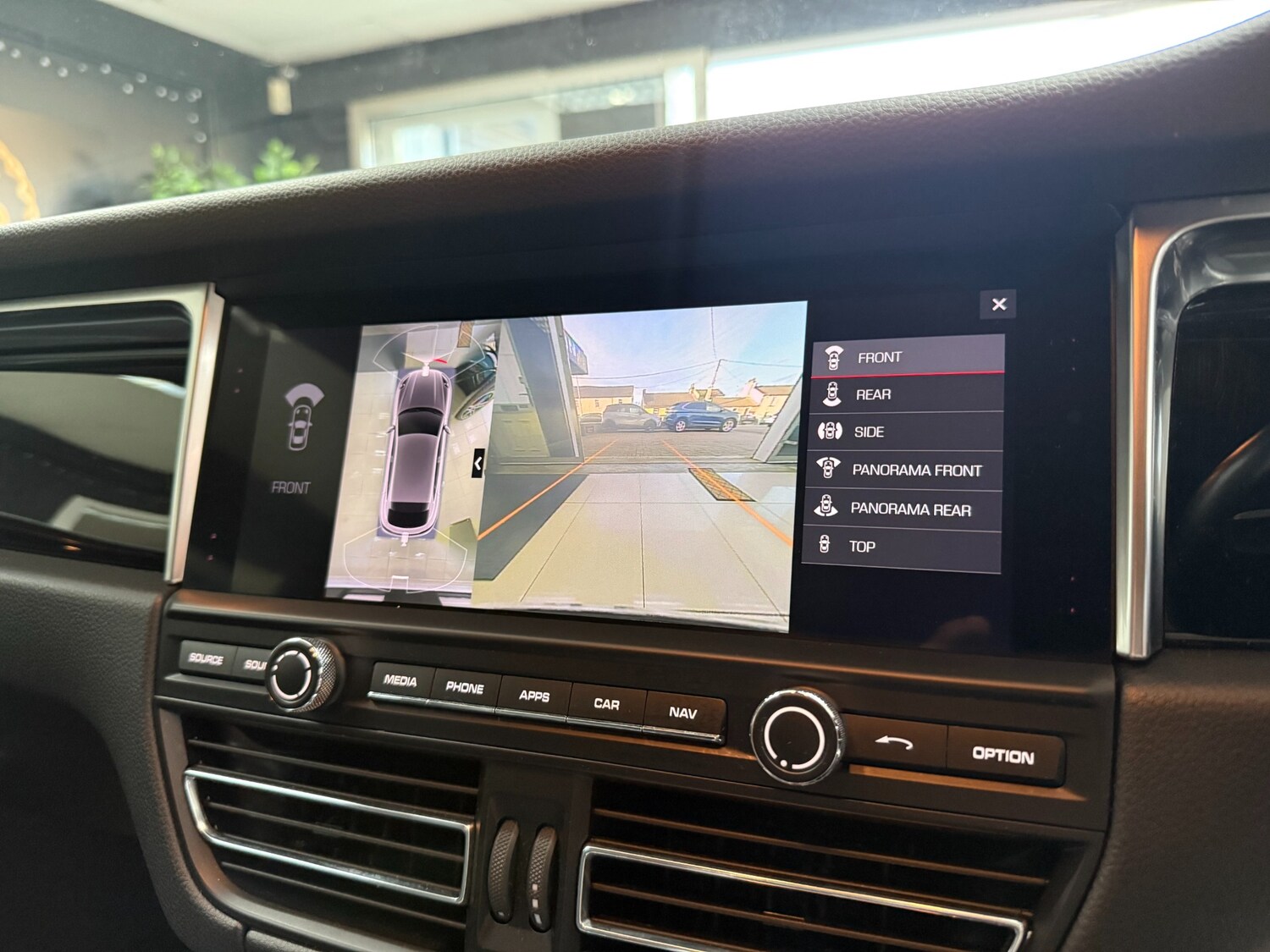 Used Porsche Macan 2019 for sale - 77701164: Photo 17