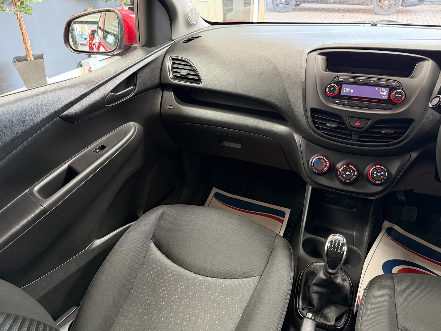 Used Vauxhall Viva 2016 for sale - 78057266: Photo 12