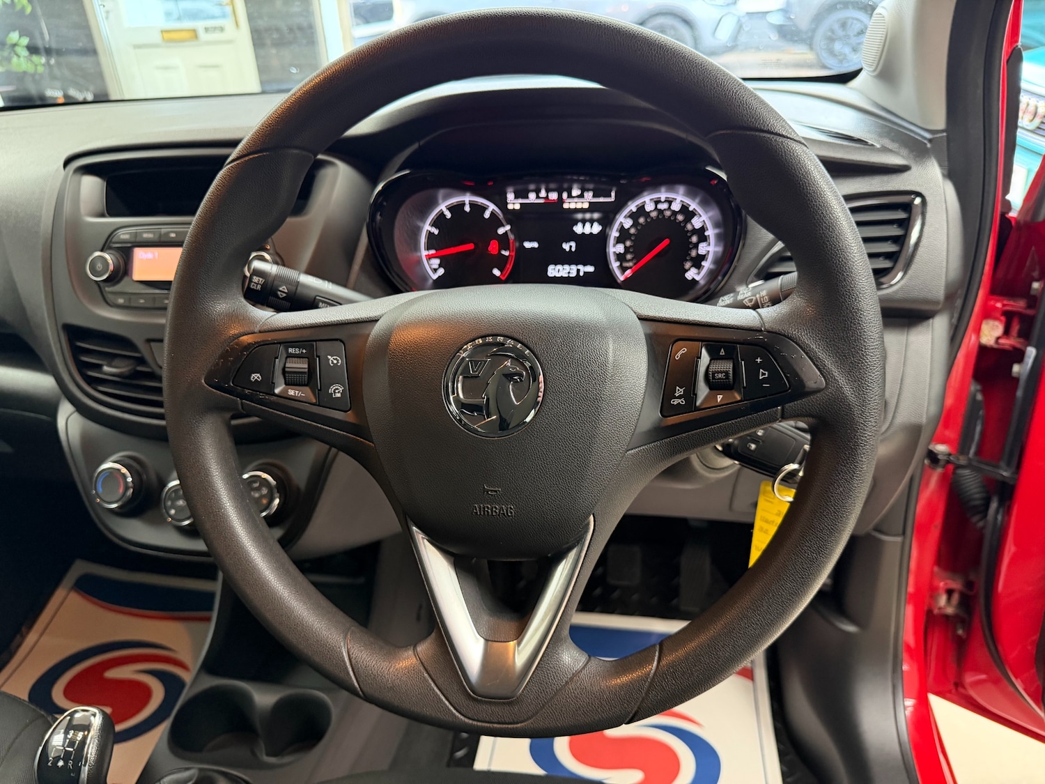 Used Vauxhall Viva 2016 for sale - 78057266: Photo 15