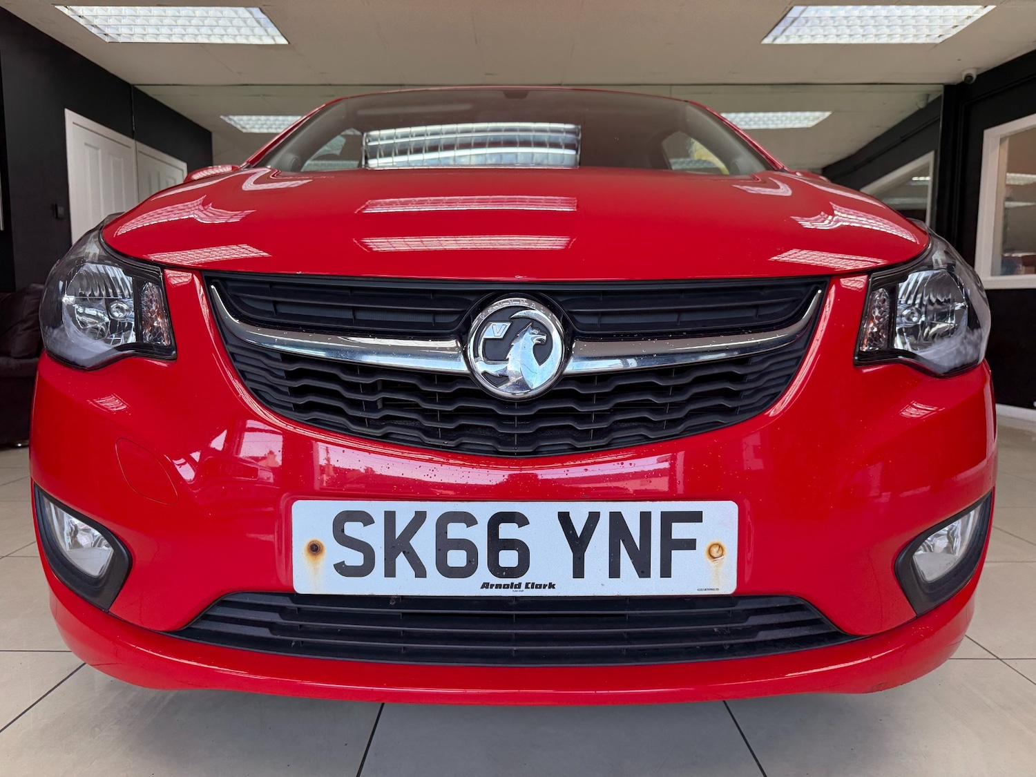 Used Vauxhall Viva 2016 for sale - 78057266: Photo 2