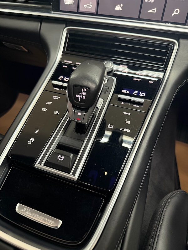 Used Porsche Panamera 2017 for sale - 76314040: Photo 19
