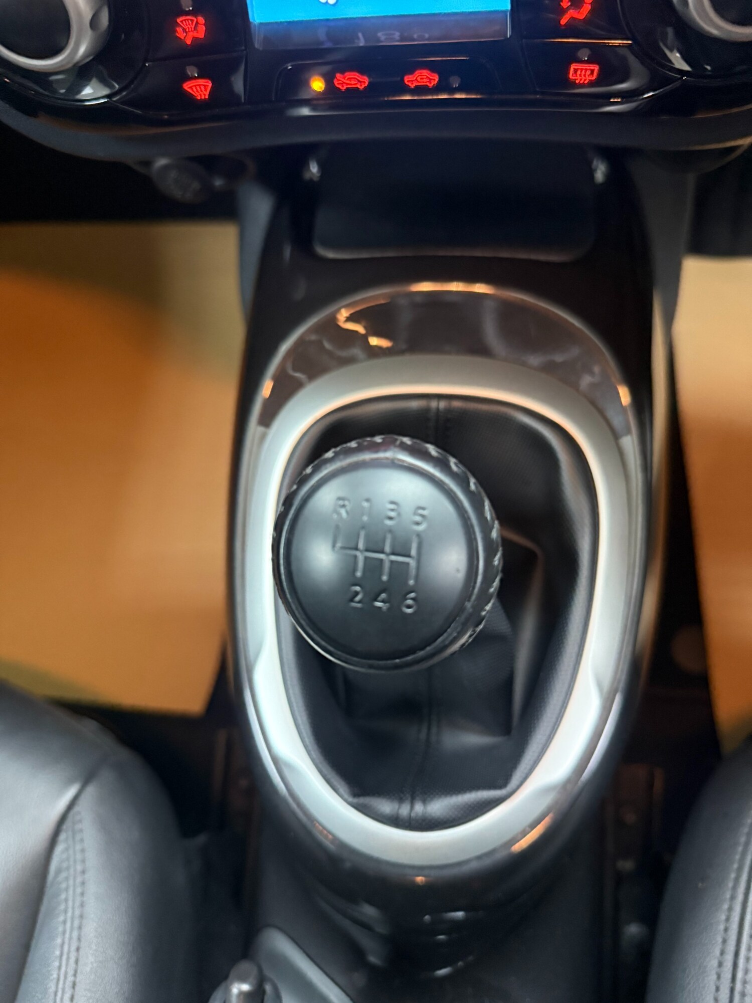 Used Nissan Juke 2017 for sale - 76286772: Photo 17