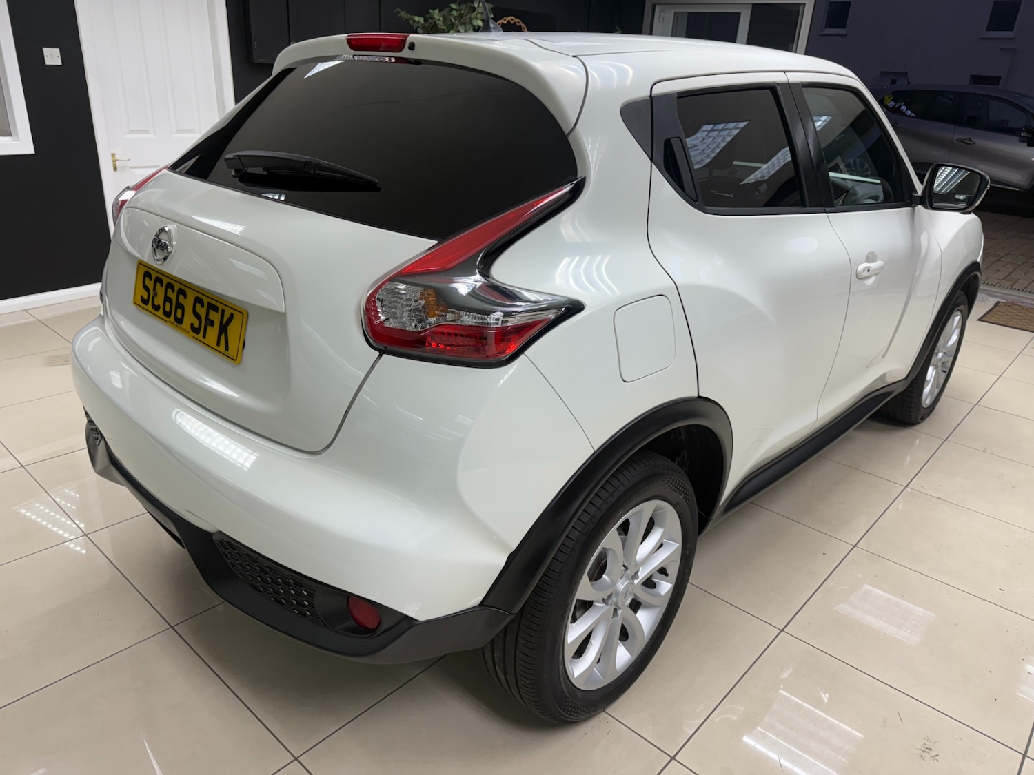 Used Nissan Juke 2017 for sale - 76286772: Photo 8