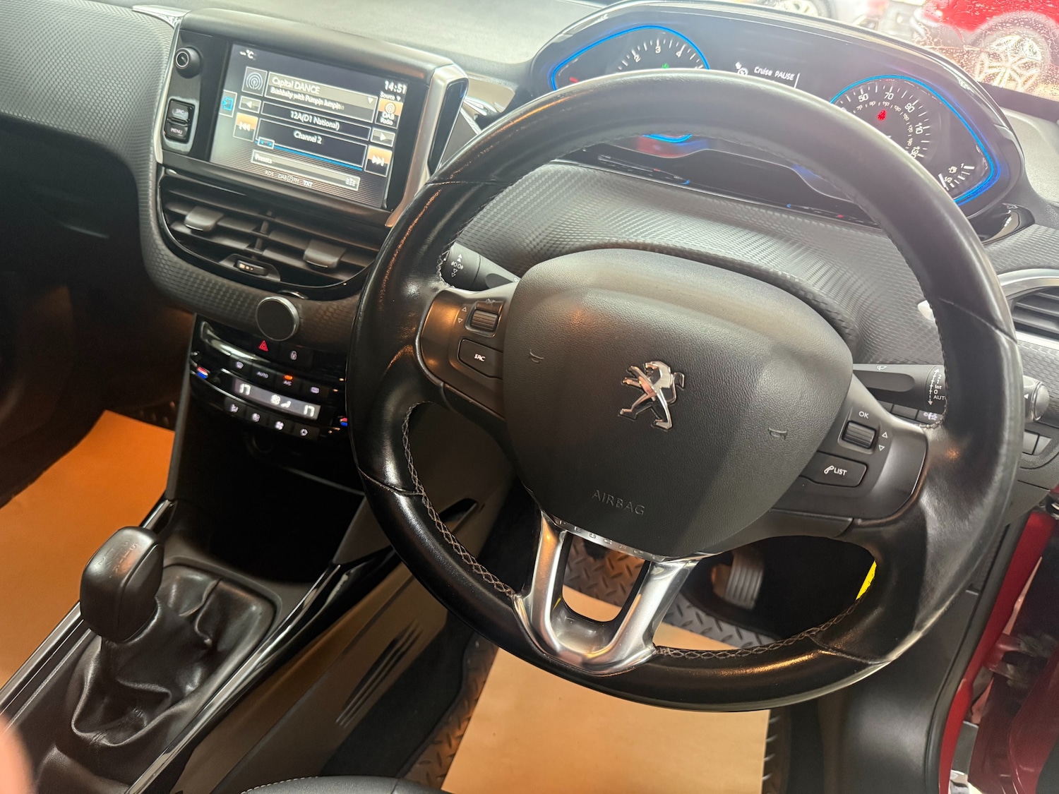 Used Peugeot 2008 2016 for sale - 76144144: Photo 10
