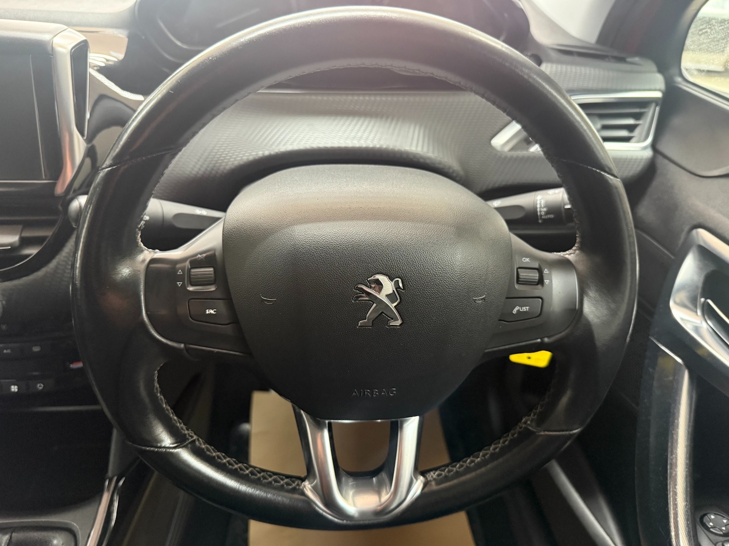 Used Peugeot 2008 2016 for sale - 76144144: Photo 11