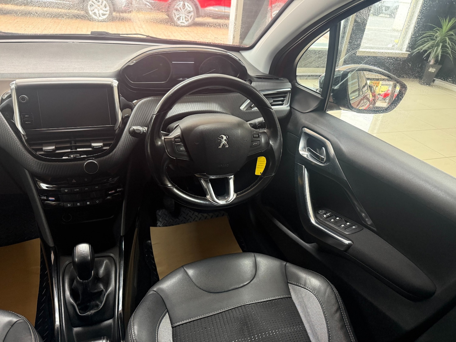 Used Peugeot 2008 2016 for sale - 76144144: Photo 8