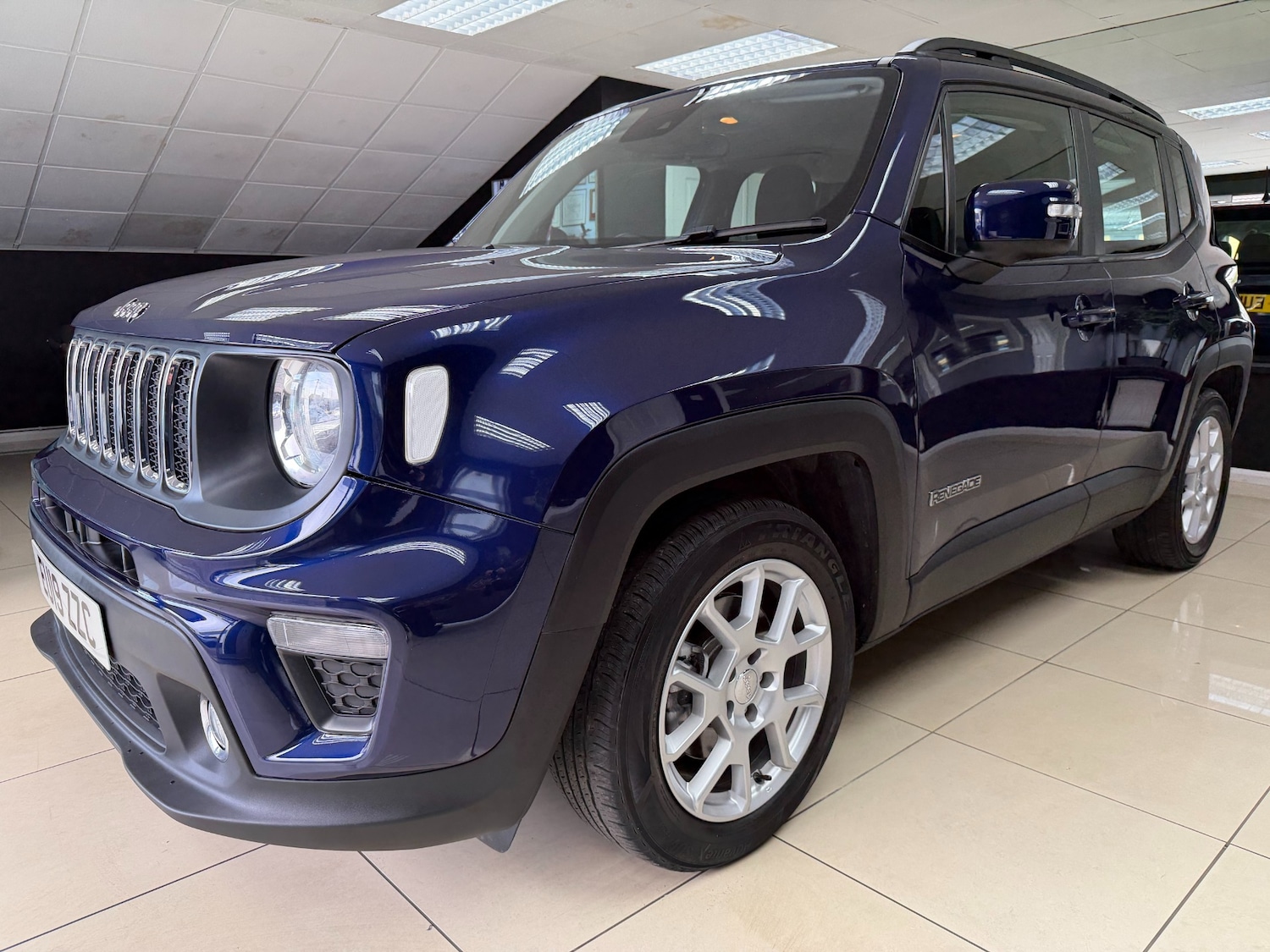 Used Jeep Renegade 2019 for sale - 78201198: Photo 3