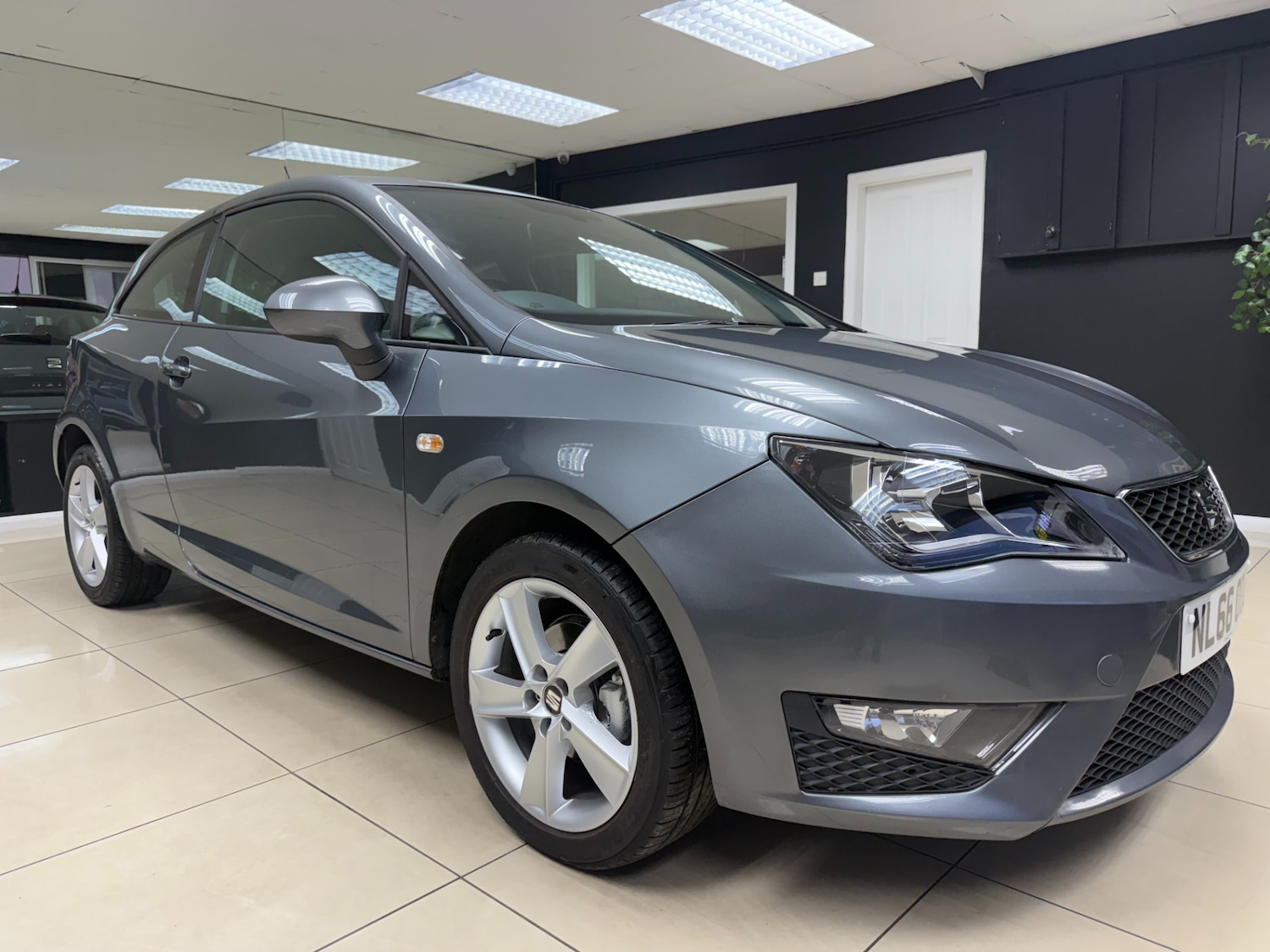 Used SEAT Ibiza 2016 for sale - 76638927: Photo 1