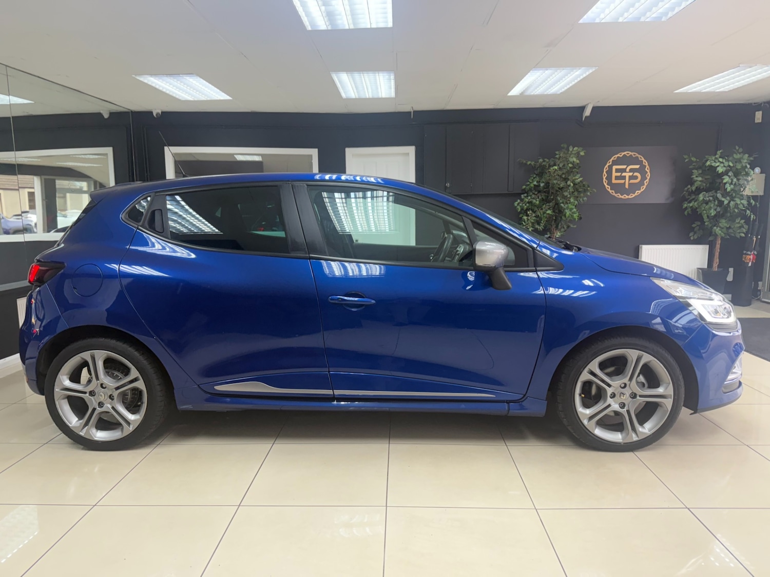 Used Renault Clio 2018 for sale - 76415024: Photo 5