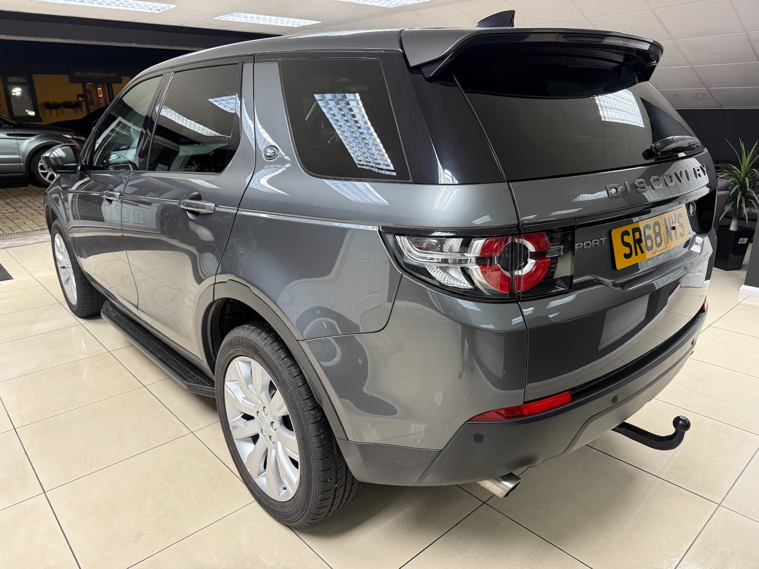Used Land Rover Discovery Sport 2019 for sale - 77195740: Photo 6
