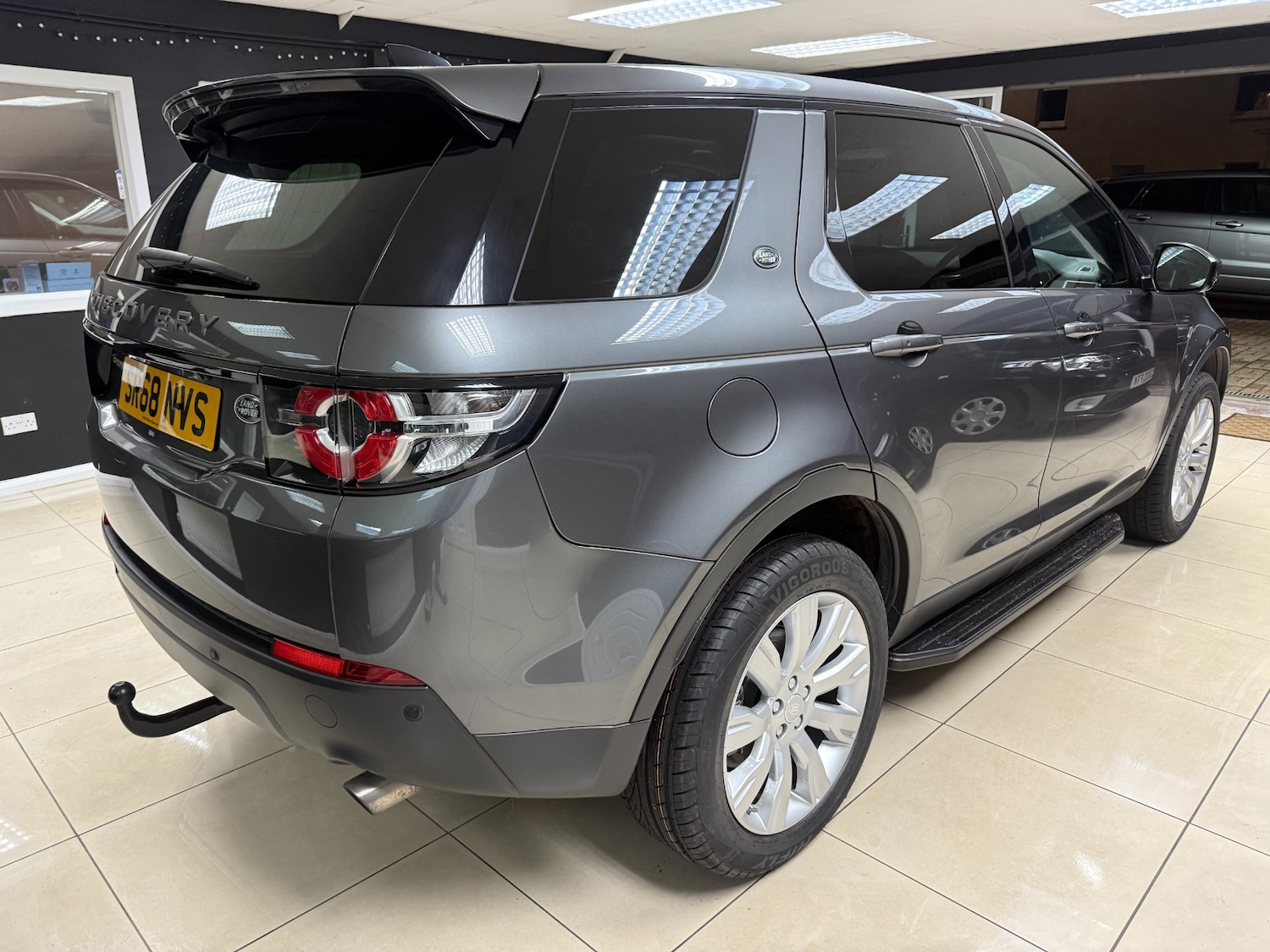 Used Land Rover Discovery Sport 2019 for sale - 77195740: Photo 8