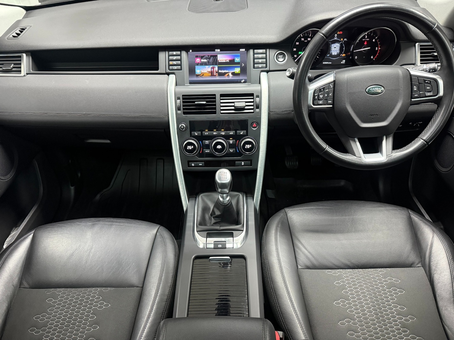 Used Land Rover Discovery Sport 2019 for sale - 77195740: Photo 9