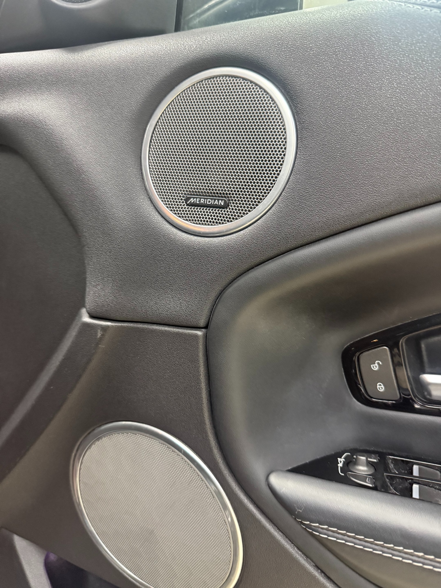 Used Land Rover Range Rover Evoque 2015 for sale - 77228545: Photo 12