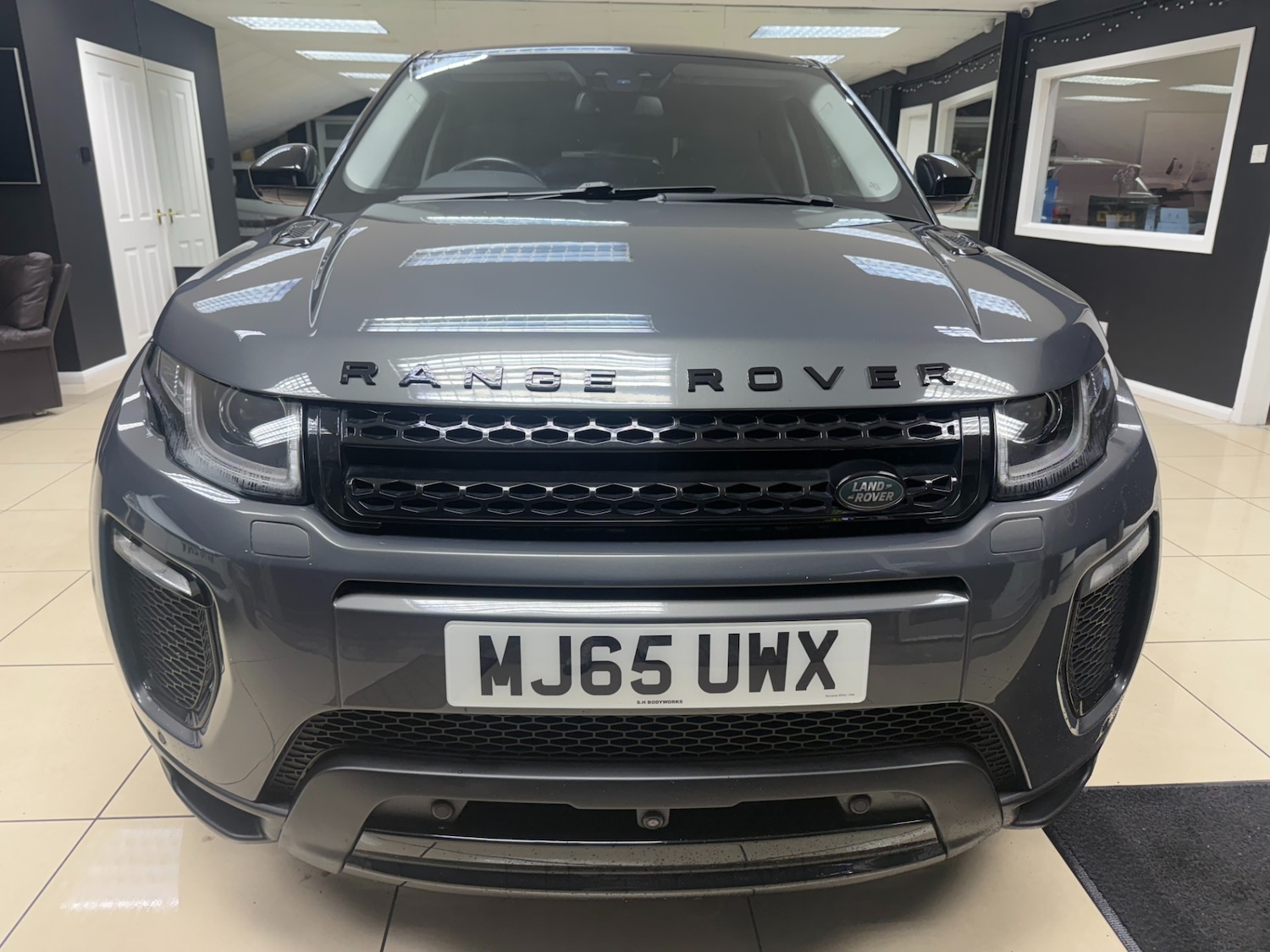 Used Land Rover Range Rover Evoque 2015 for sale - 77228545: Photo 2