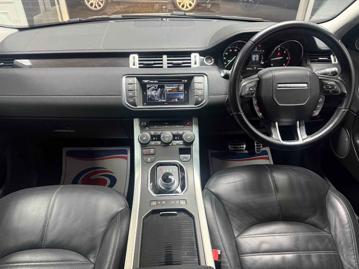 Used Land Rover Range Rover Evoque 2015 for sale - 77228545: Photo 9