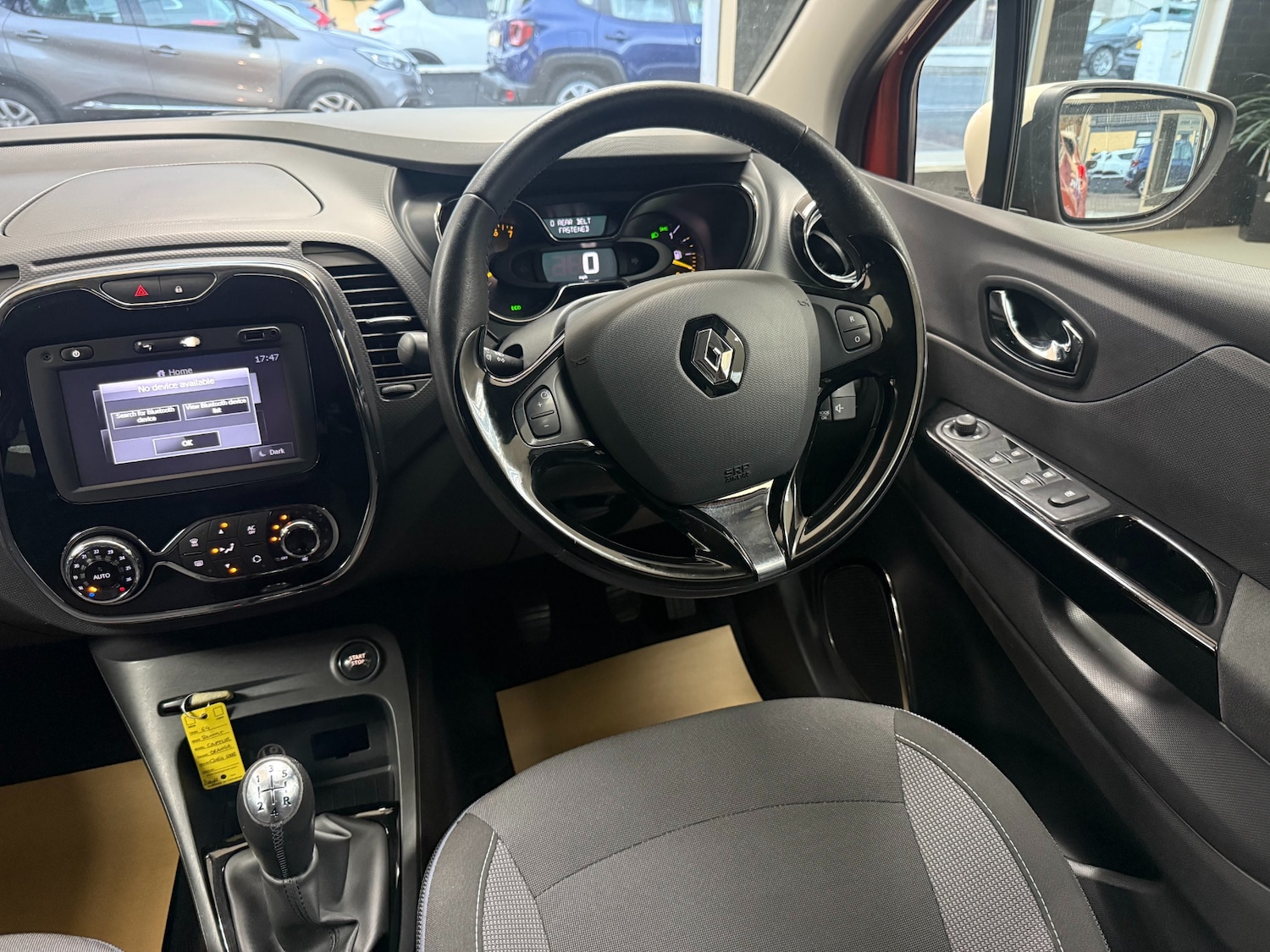 Used Renault Captur 2014 for sale - 76352167: Photo 10