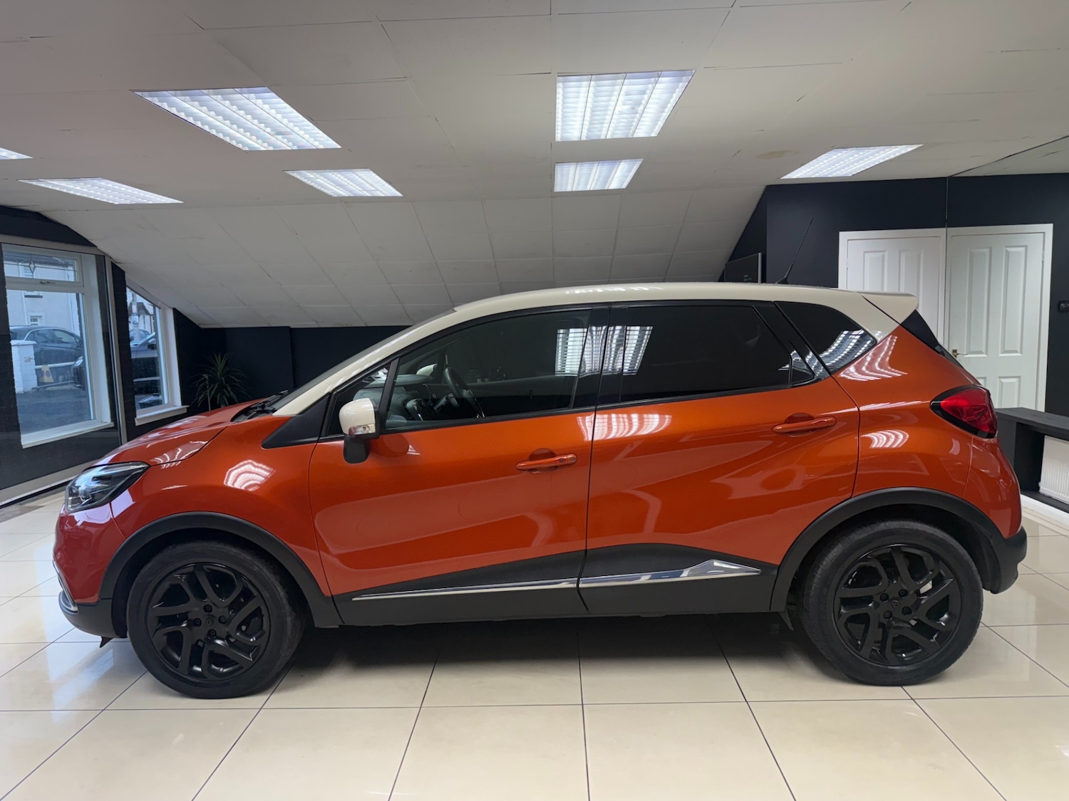 Used Renault Captur 2014 for sale - 76352167: Photo 4