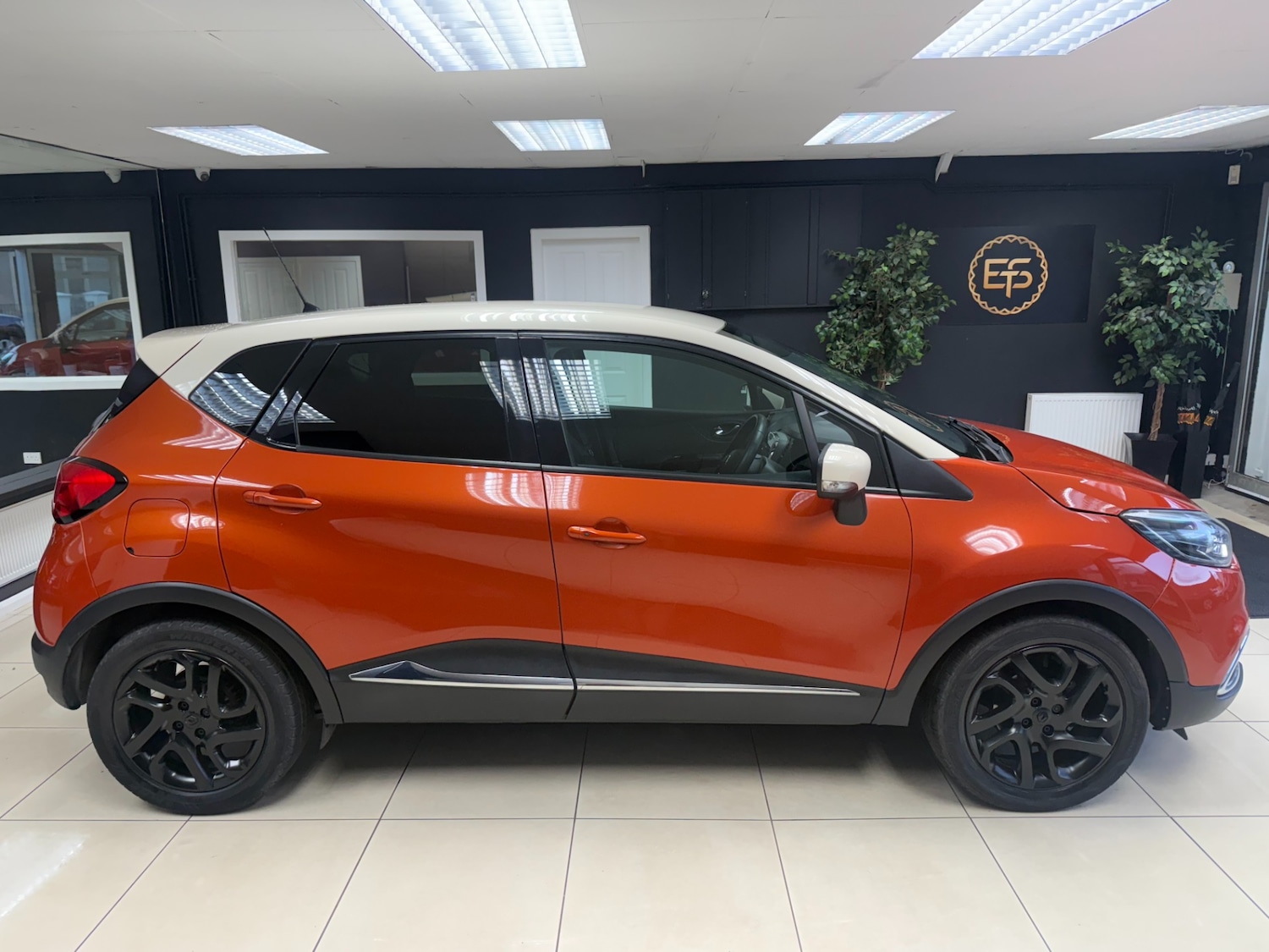 Used Renault Captur 2014 for sale - 76352167: Photo 5
