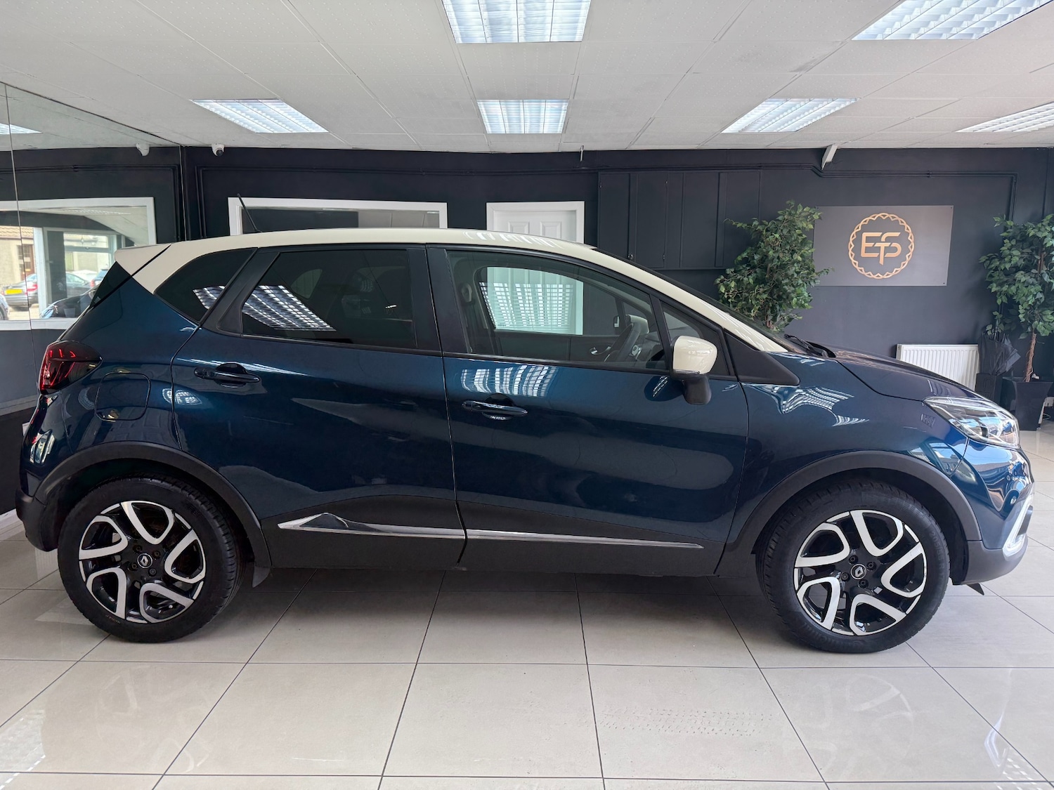 Used Renault Captur 2019 for sale - 77114383: Photo 5