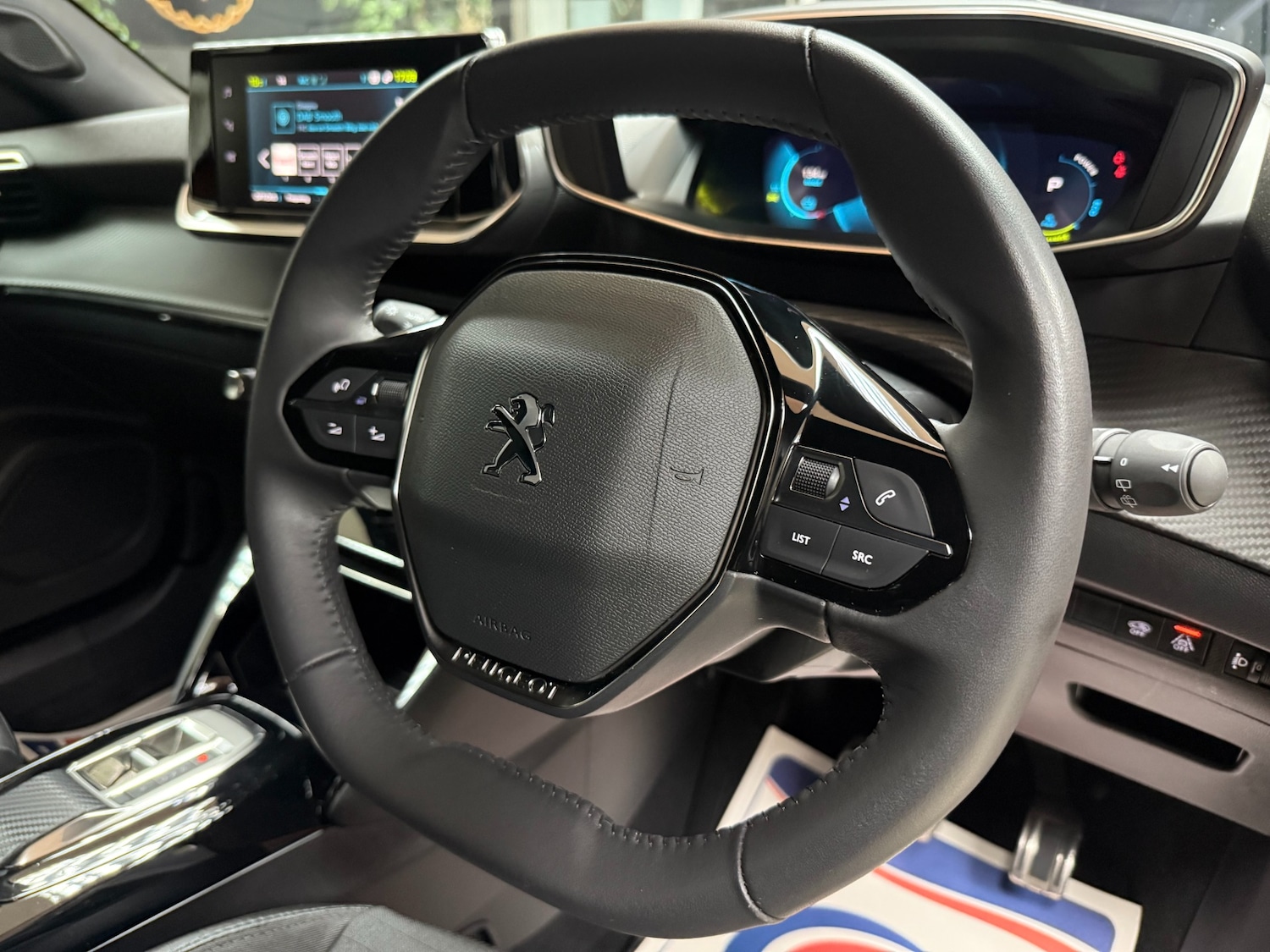 Used Peugeot 2008 2023 for sale - 76904437: Photo 12