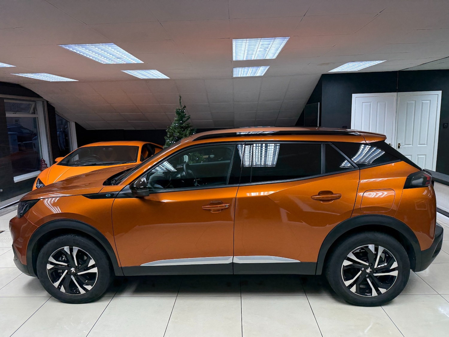 Used Peugeot 2008 2023 for sale - 76904437: Photo 4