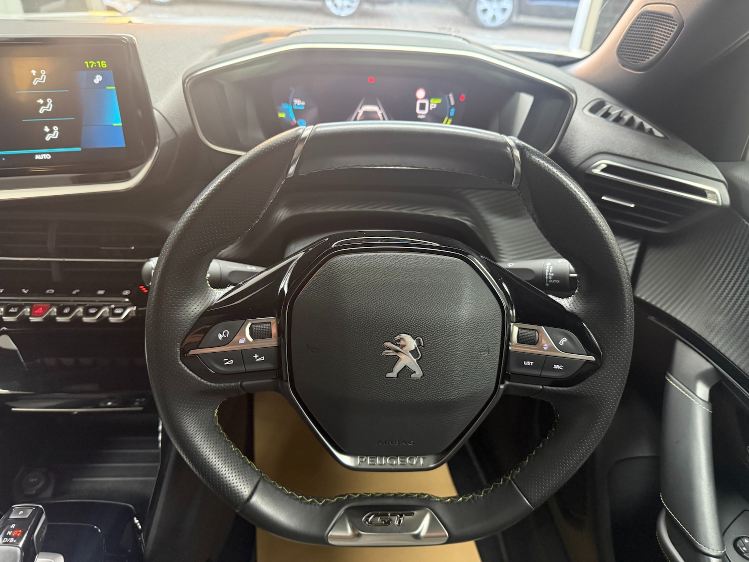 Used Peugeot 2008 2021 for sale - 76379447: Photo 13