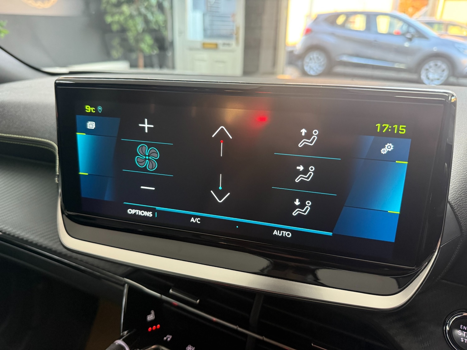 Used Peugeot 2008 2021 for sale - 76379447: Photo 17