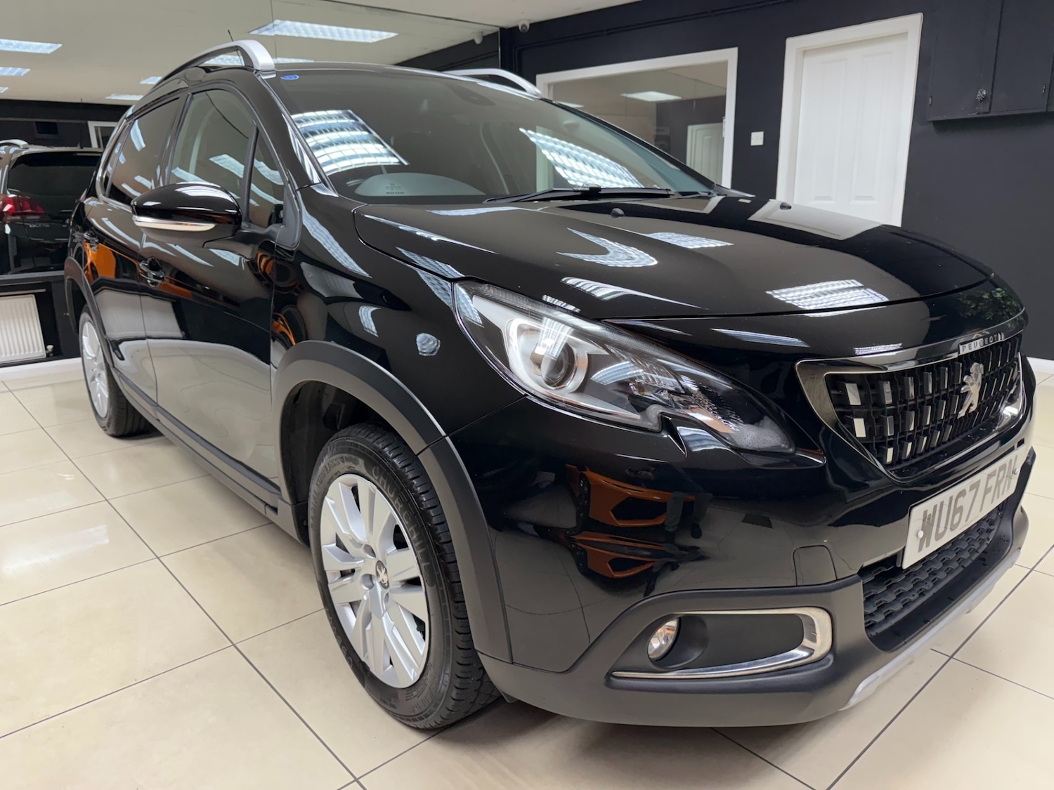 Used Peugeot 2008 2017 for sale - 76750333: Photo 1