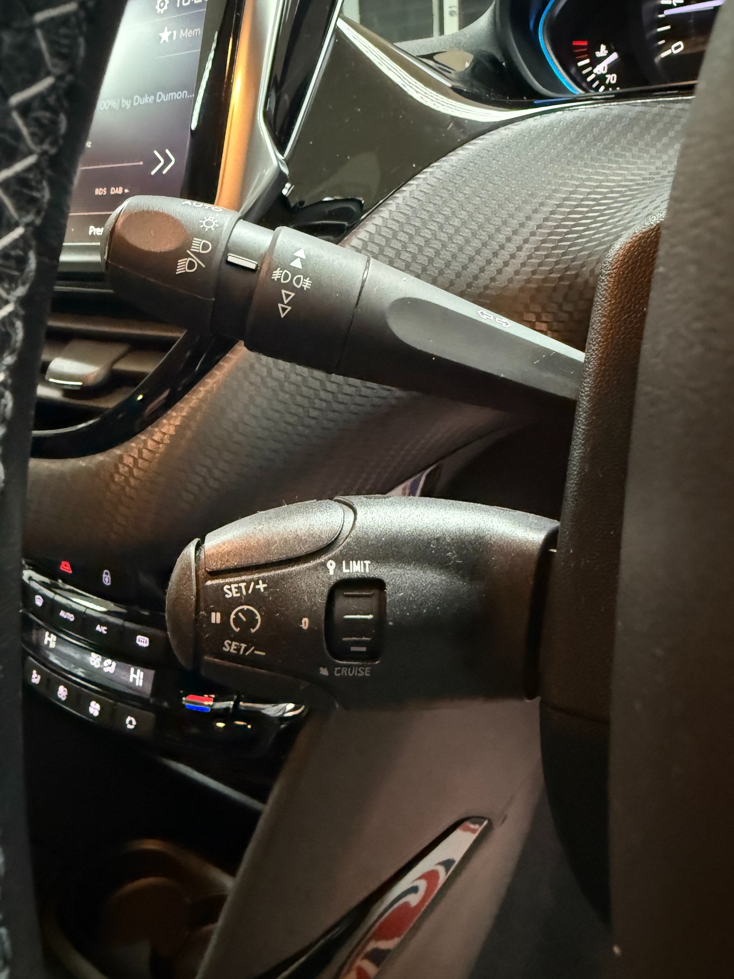 Used Peugeot 2008 2017 for sale - 76750333: Photo 13