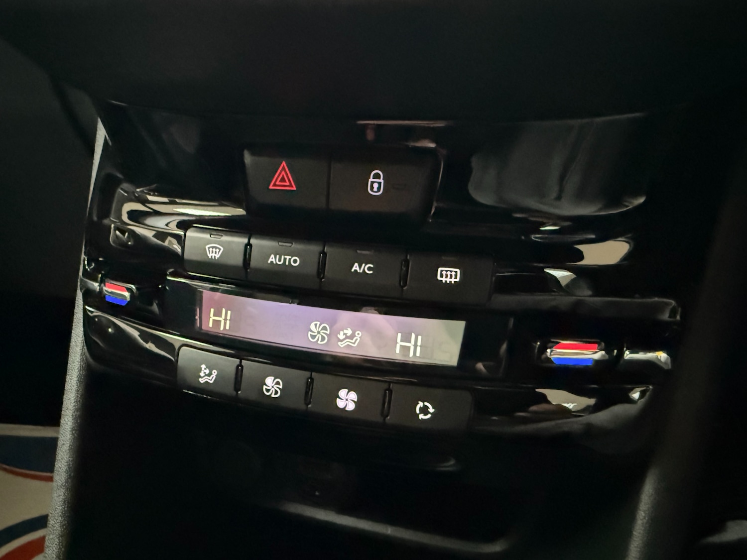 Used Peugeot 2008 2017 for sale - 76750333: Photo 18