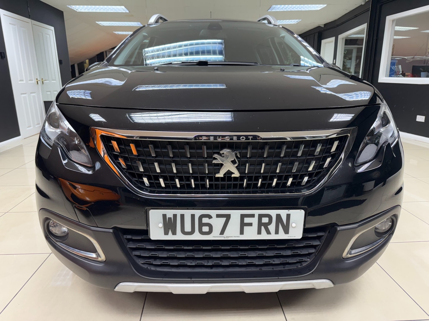 Used Peugeot 2008 2017 for sale - 76750333: Photo 2