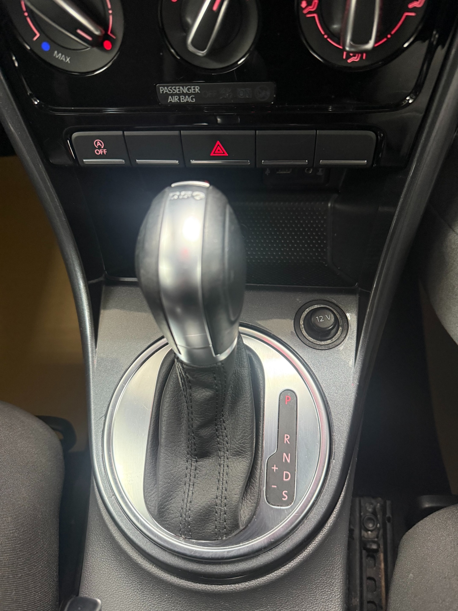 Used Volkswagen Beetle 2018 for sale - 76611679: Photo 16