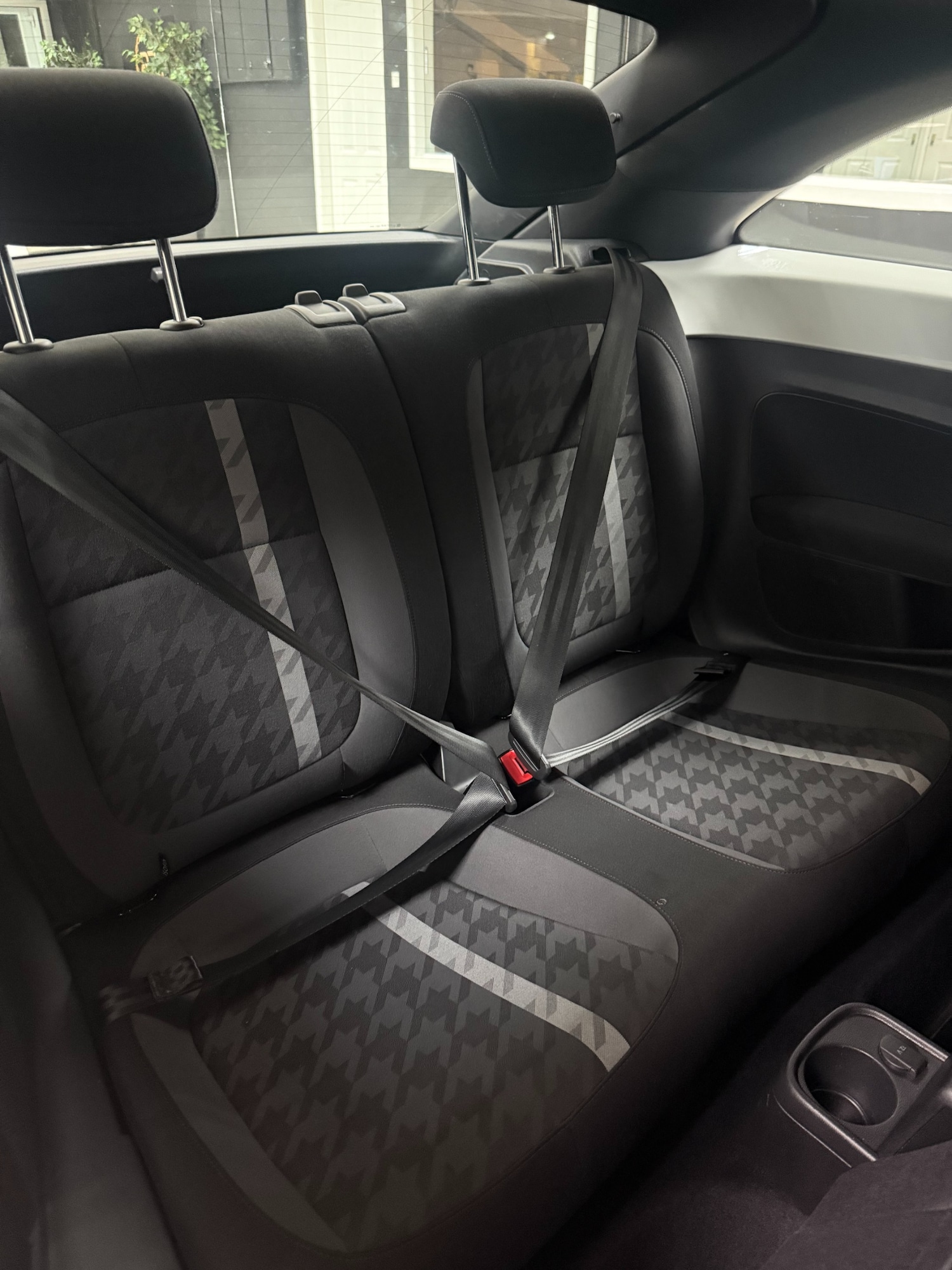 Used Volkswagen Beetle 2018 for sale - 76611679: Photo 17