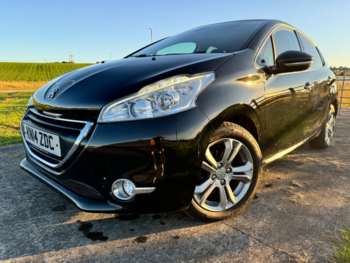Used Peugeot 208 2014 for sale - 73281526: Photo