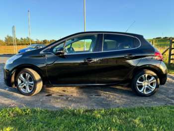Used Peugeot 208 2014 for sale - 73281526: Photo