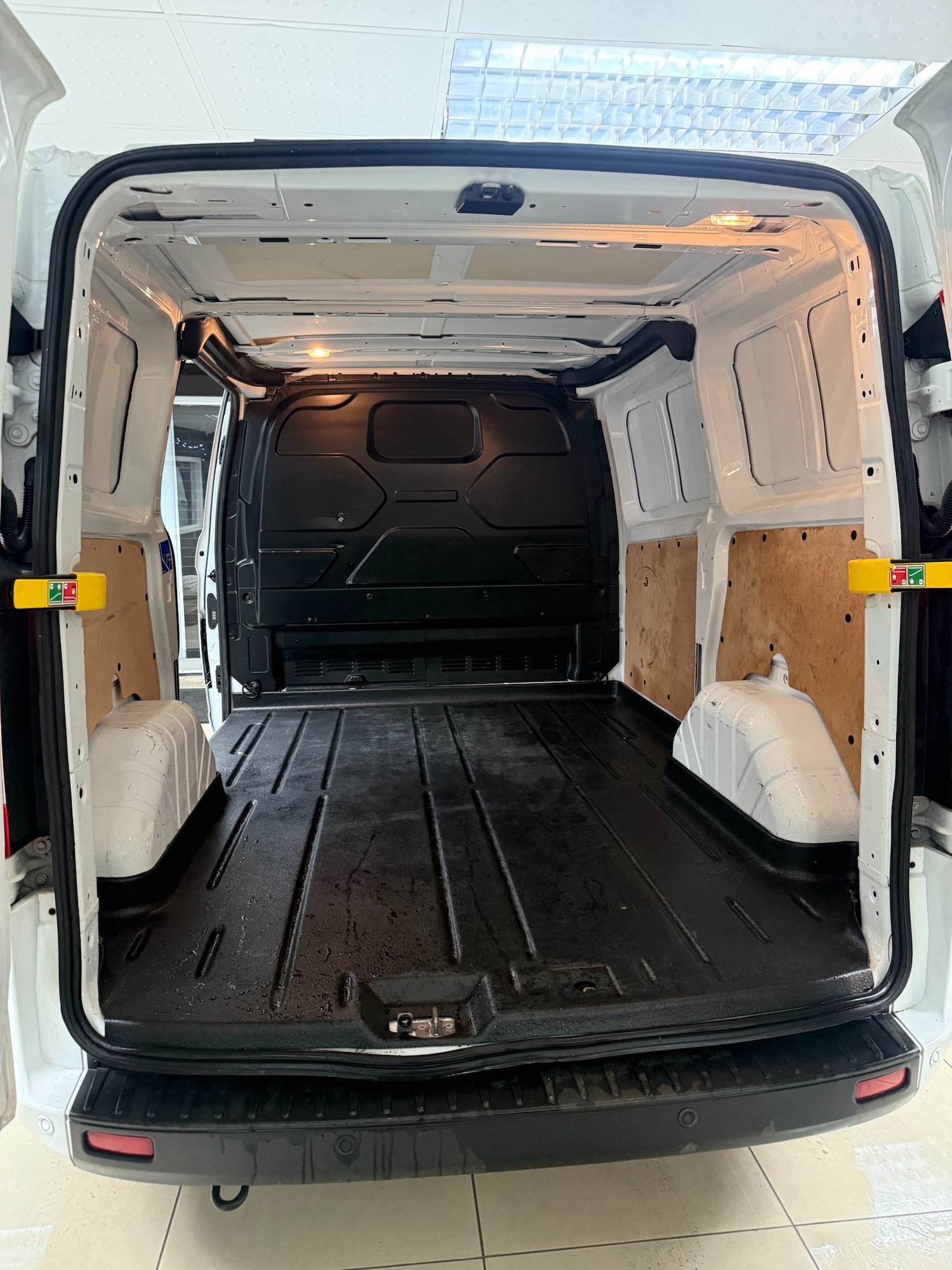 Used Ford Transit Custom 2022 for sale - 77008901: Photo 18