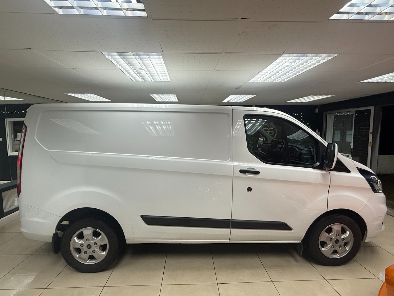 Used Ford Transit Custom 2022 for sale - 77008901: Photo 5