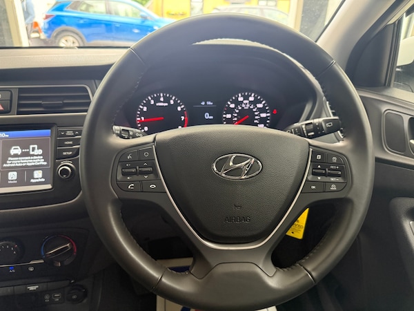 Used Hyundai i20 2020 for sale - 74809098: Photo 11