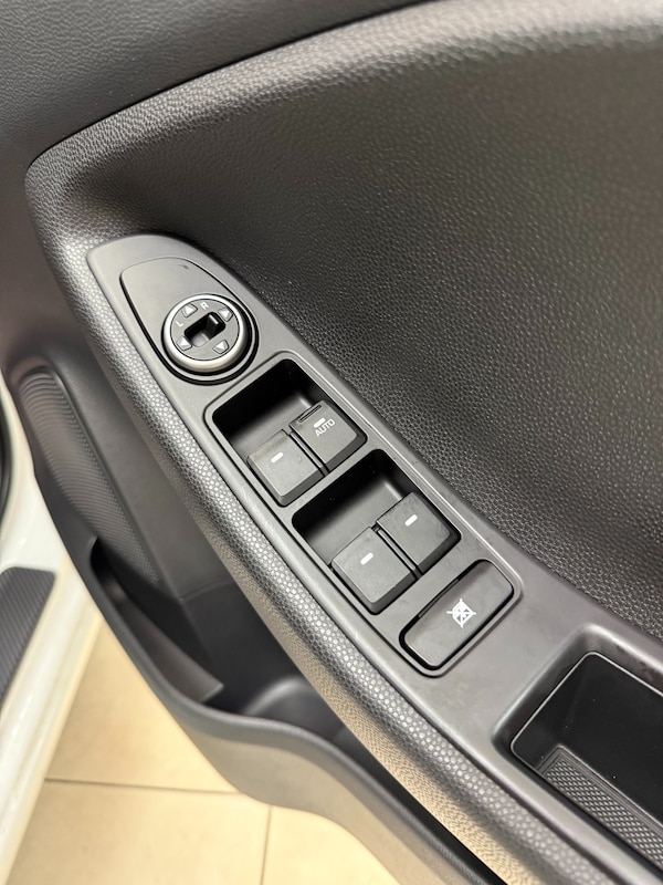 Used Hyundai i20 2020 for sale - 74809098: Photo 18
