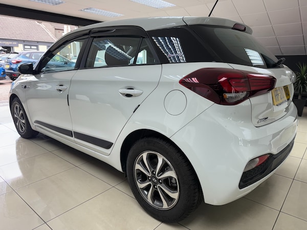 Used Hyundai i20 2020 for sale - 74809098: Photo 6