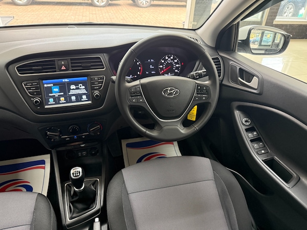 Used Hyundai i20 2020 for sale - 74809098: Photo 9