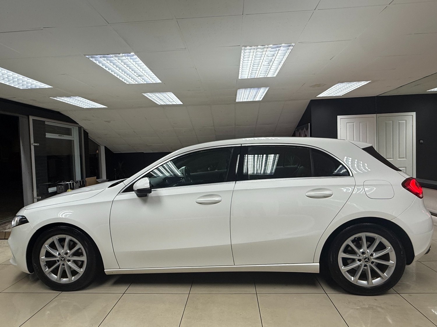 Used Mercedes-Benz A-Class 2018 for sale - 77154757: Photo 4