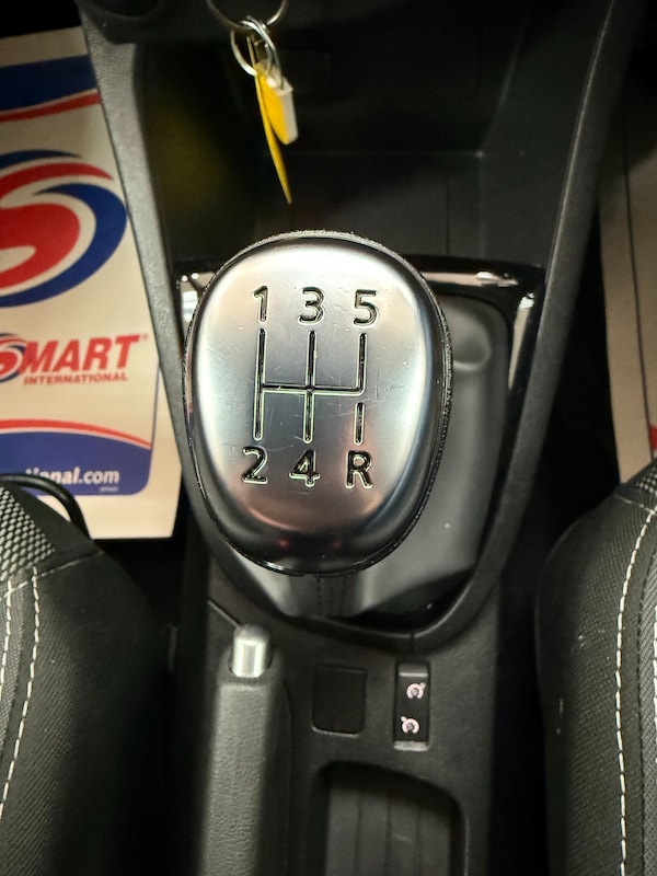 Used Renault Clio 2019 for sale - 75541559: Photo 19