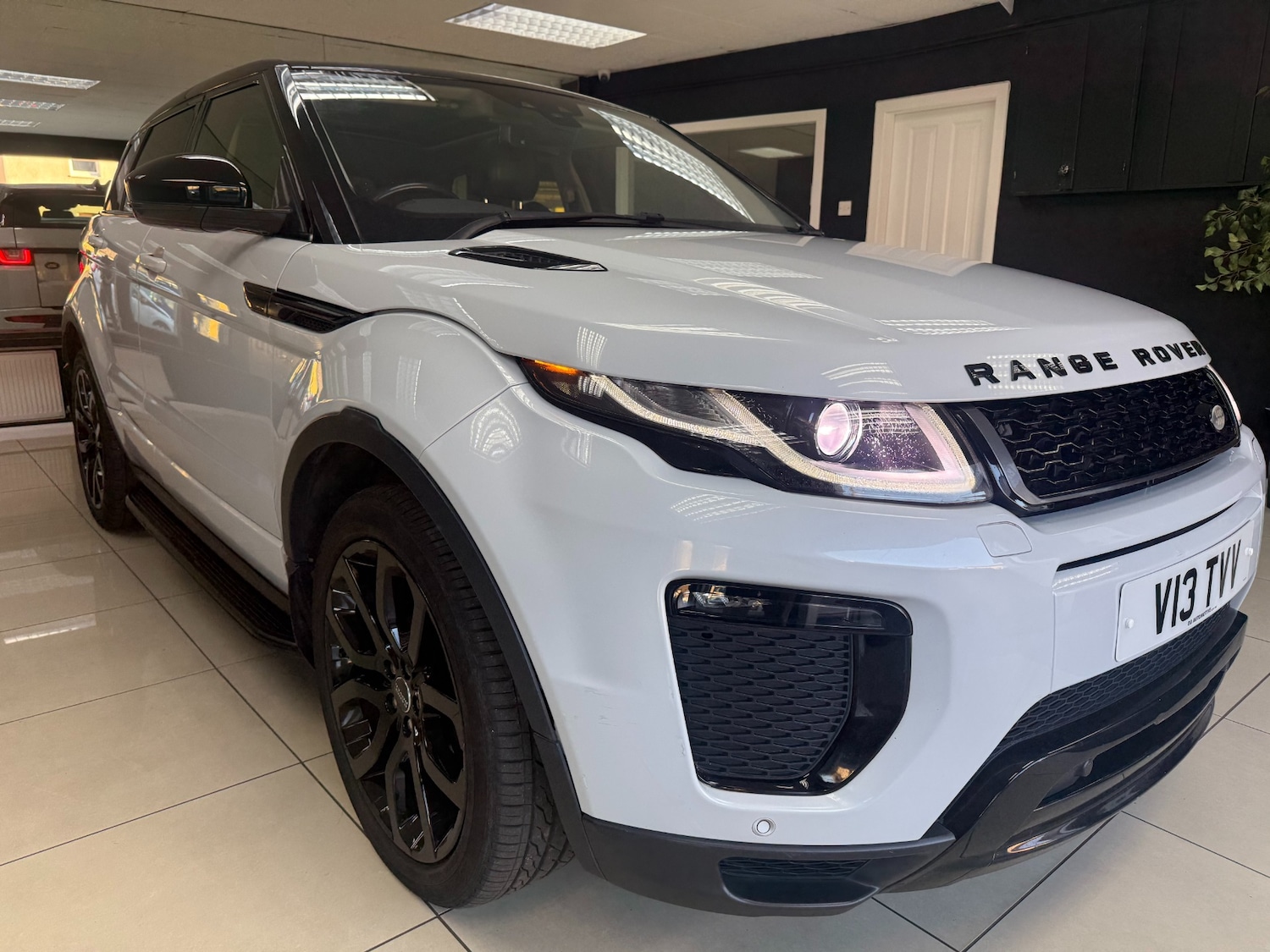 Used Land Rover Range Rover Evoque 2015 for sale - 76379289: Photo 1