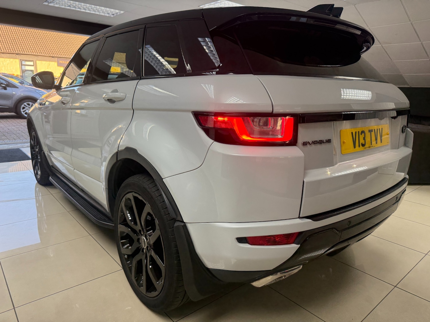Used Land Rover Range Rover Evoque 2015 for sale - 76379289: Photo 6