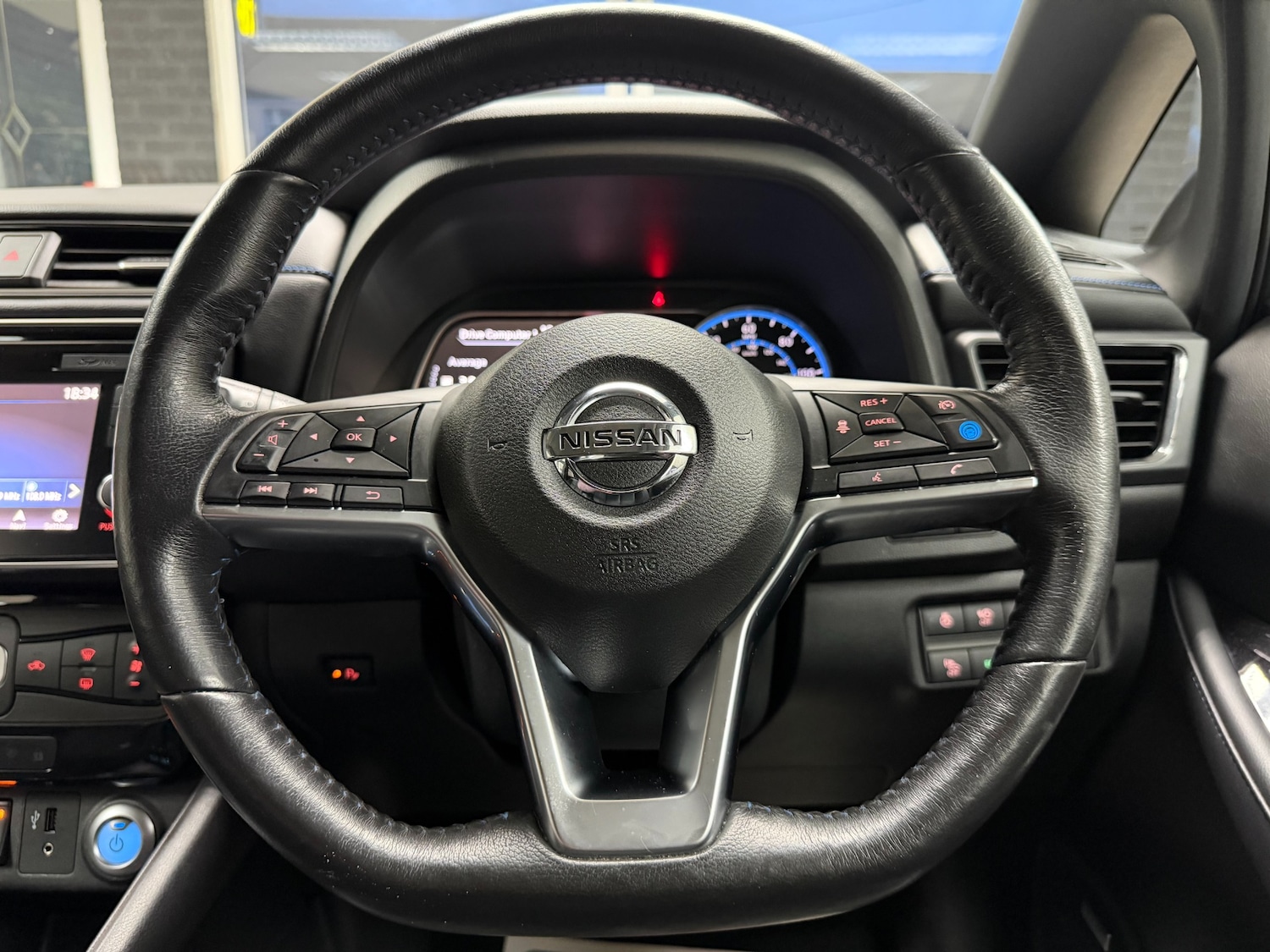 Used Nissan Leaf 2018 for sale - 77881193: Photo 11