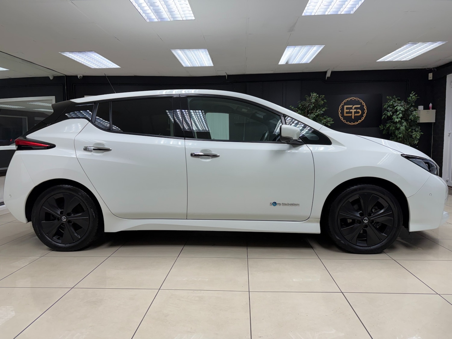 Used Nissan Leaf 2018 for sale - 77881193: Photo 5
