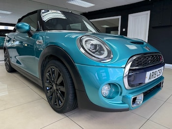Used MINI Convertible 2019 for sale - 79386714: Photo