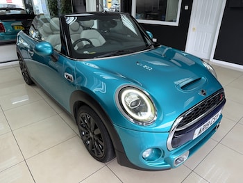 Used MINI Convertible 2019 for sale - 79386714: Photo